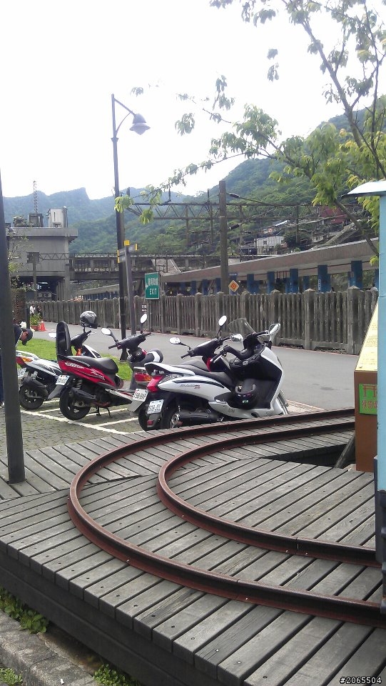 熱血第3+1發~終於環大圈的回來啦之RV250環島行