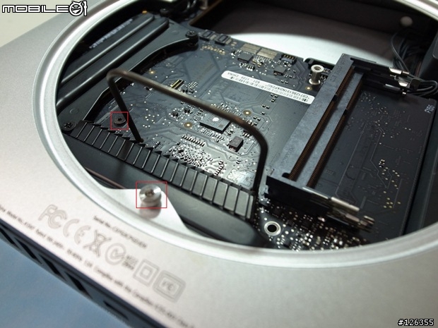 [開箱+教學] 2011MAC MINI 安裝 iFixit 雙硬碟套件組