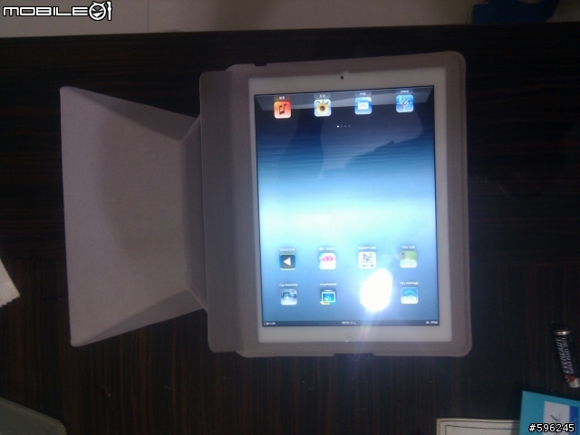HOCO保護套 (IPAD2時代號稱最輕最薄)