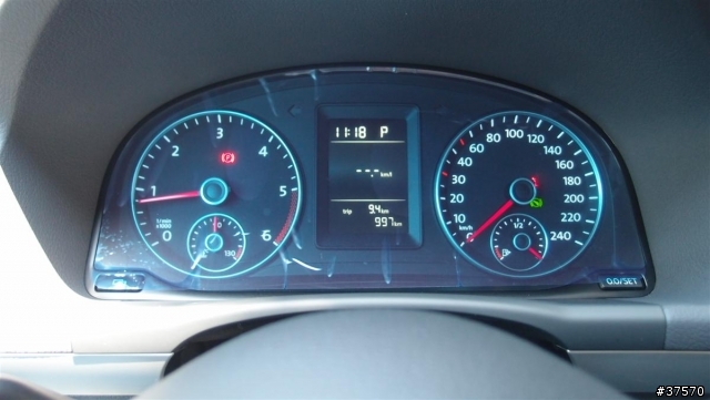 等待九個月的開箱文 VW 2012 Touran 1.6 TDI