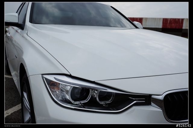 BMW 320d Sport line F30 開箱與分享[4/8更新 平均油耗 19.7 Km/L]
