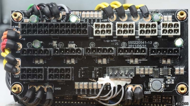 Cooler Master Silent Pro Hybrid 1300W模組化電源供應器簡介及測試