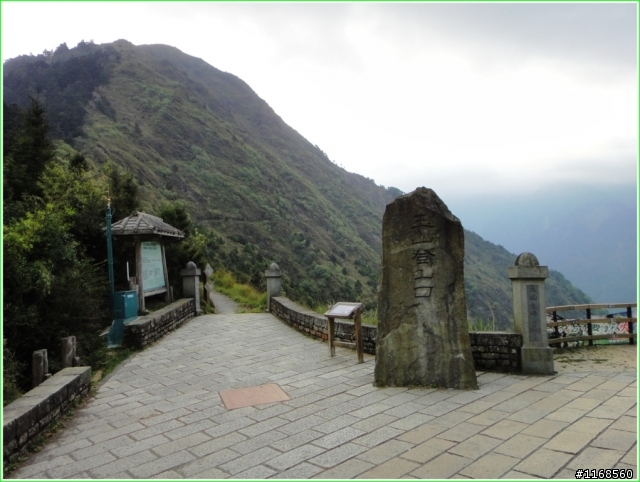 給自己的退休禮物----玉山登頂
