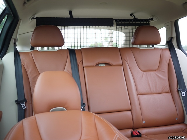 [update]超多圖不專業開箱 等待已久的VOLVO V60入手 腳踏車架上身 左撇子曝光