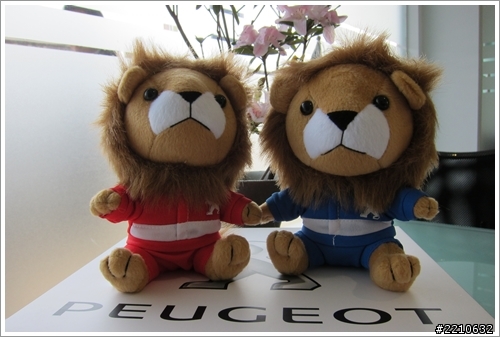 My Kimba~珍珠白5008~5個人5台小摺一次搞定^^(2012/04/14加行李廂示範圖)