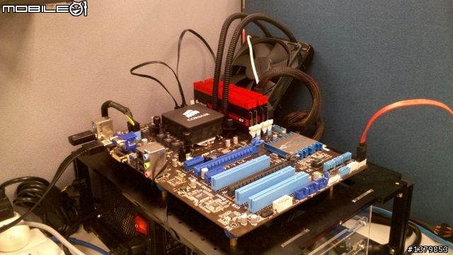平價水冷比一比 Corsair H60 VS. Thermaltake A80