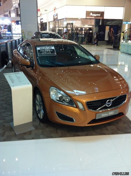 有人跟他買車嗎?~Lucas~VOLVO新古車網路專門店 c30.s40.v50.s60.xc60.v60.c70.xc70.s80.xc90