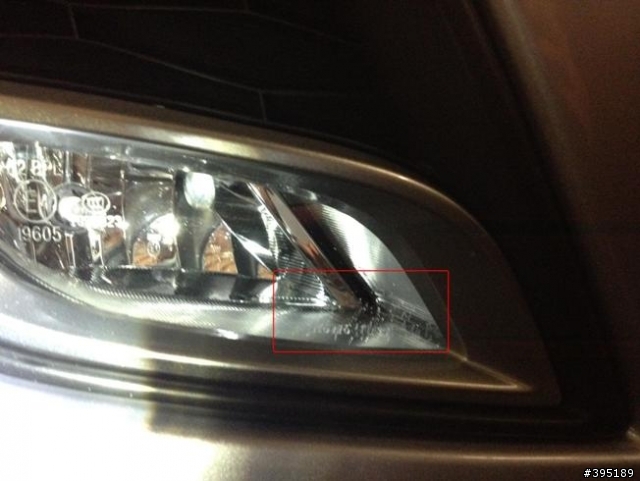 NEW MAZDA3霧燈燈殼表層陣列裂痕??劣化??!!