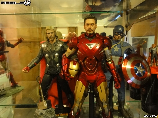 Hot Toys Iron Man VI 復仇者聯盟限定版 簡單開箱 新舊馬克六比一比