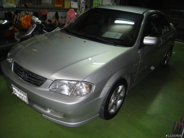 2013-10.5 代ALTIS 重新開箱文(加裝原廠車美仕配件)