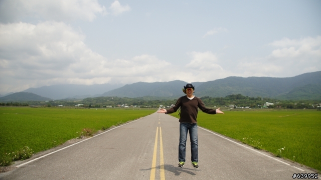 單車男的首次機車環島11日-內有肉男照片,慎入