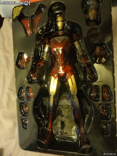 Hot Toys Iron Man VI 復仇者聯盟限定版 簡單開箱 新舊馬克六比一比