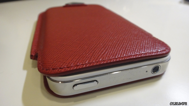 (開箱)iPhone 美麗的組合 PRADA 手機套 VS LV手機套