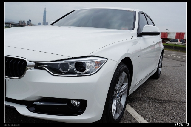 BMW 320d Sport line F30 開箱與分享[4/8更新 平均油耗 19.7 Km/L]
