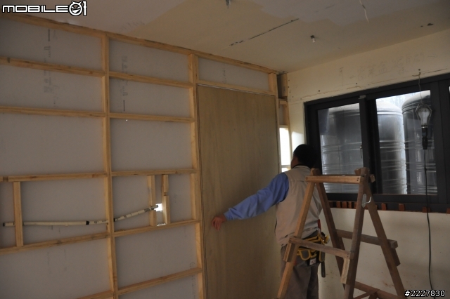 兄弟施工VS兩光設計師 (當小蝦米遇到大白鯊),自己DIY強力收尾中(工作風)
