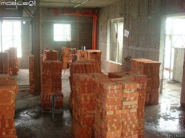 【開箱】晚了兩年的小屋開箱，有限預算下追求夢想的家~~