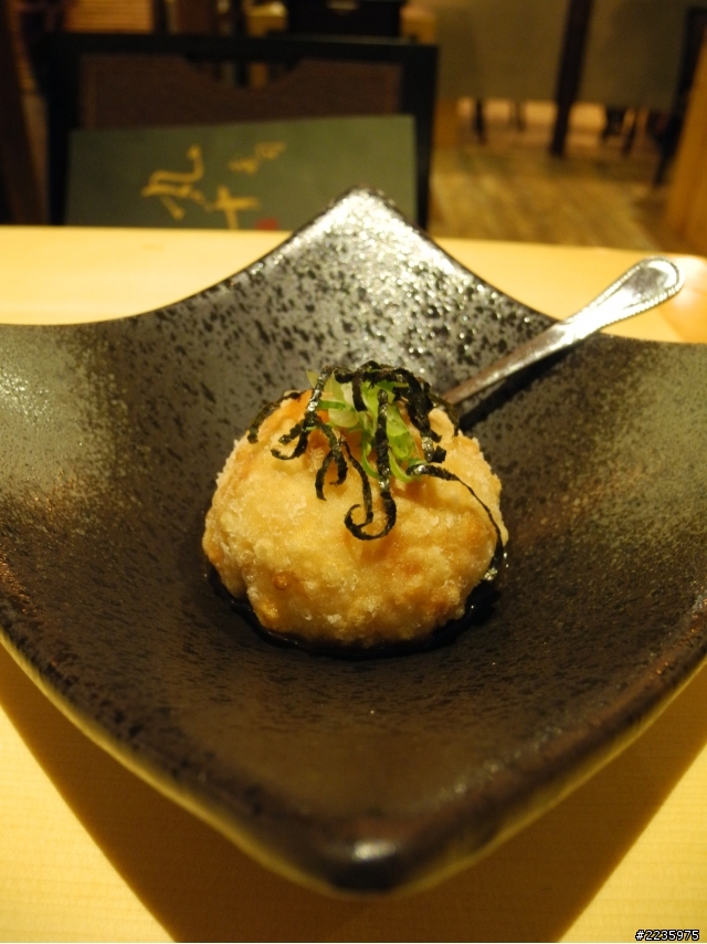 瑞豐夜市附近的丸十創意日本料理店
