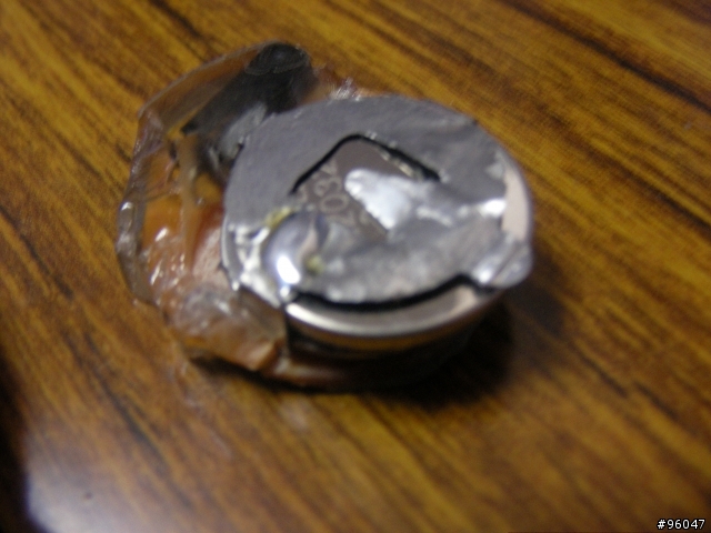 為什麼兒童的LED電燈鞋裏的LED都不能換電池？