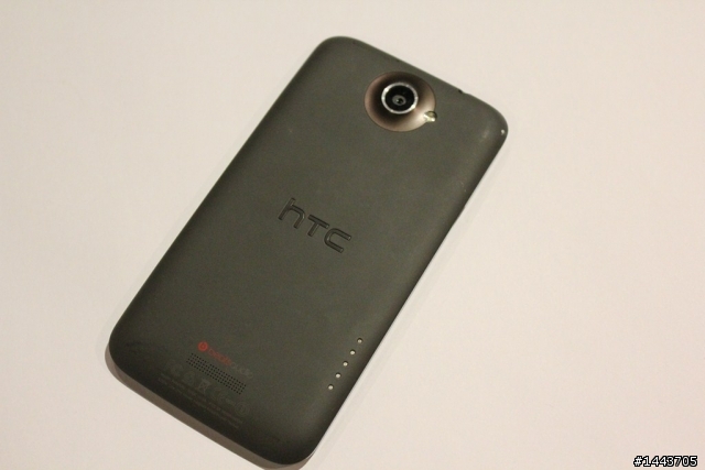 (新增福利社)× ×【體驗會分享】HTC ONE X 體驗會——掀起手機相機革命潮，實測潔白機背做筆記好方便 × ×