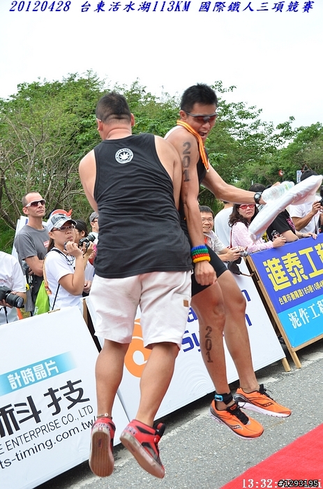 照片分享~~~2012 台東活水湖國際鐵人三項賽 113K & 51.5K