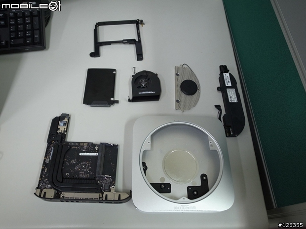 [開箱+教學] 2011MAC MINI 安裝 iFixit 雙硬碟套件組