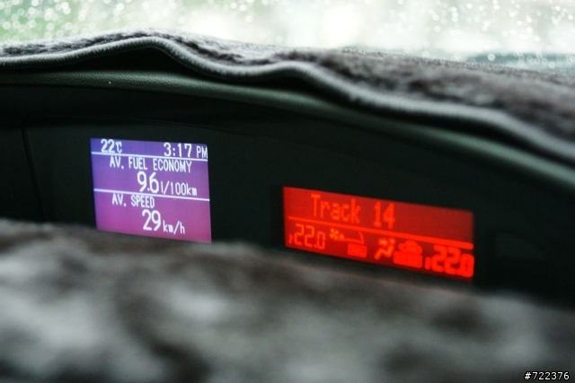 交車後純開箱 MAZDA3 行動版 圖多慎入