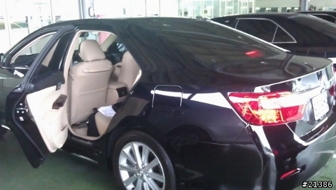 Camry Hybrid Q 版黑色米內裝開箱
