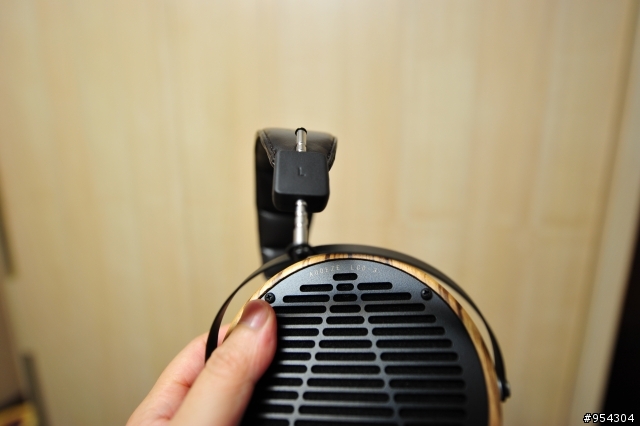 Reference 8 Salty Pepper for Audez'e LCD-3