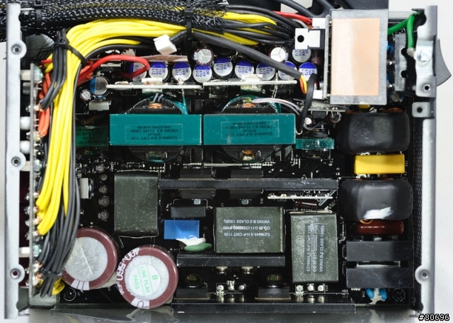 Thermaltake Toughpower XT Platinum 1275W電源簡介及測試