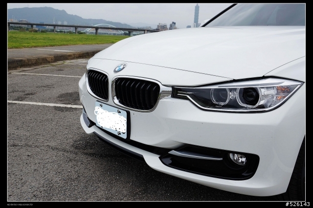 BMW 320d Sport line F30 開箱與分享[4/8更新 平均油耗 19.7 Km/L]
