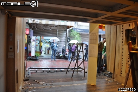 兄弟施工VS兩光設計師 (當小蝦米遇到大白鯊),自己DIY強力收尾中(工作風)