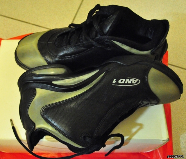 and1 KG2籃球鞋變黃、出油