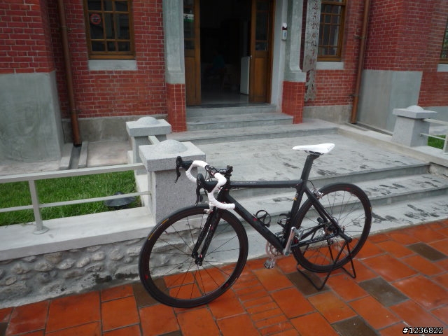 [ 開箱開箱] ROXYCLE 亞洲精工 霧消光與亮碳纖一次滿足