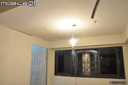 兄弟施工VS兩光設計師 (當小蝦米遇到大白鯊),自己DIY強力收尾中(工作風)