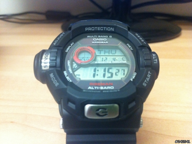 [開箱] CASIO G-SHOCK 太陽能電波錶 GW-9200-1DR