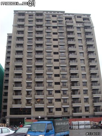 【開箱】晚了兩年的小屋開箱，有限預算下追求夢想的家~~