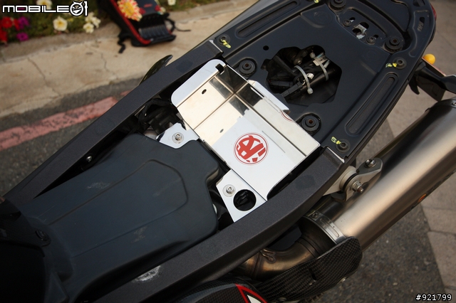 DUCATI CAFE RACER 改裝分享