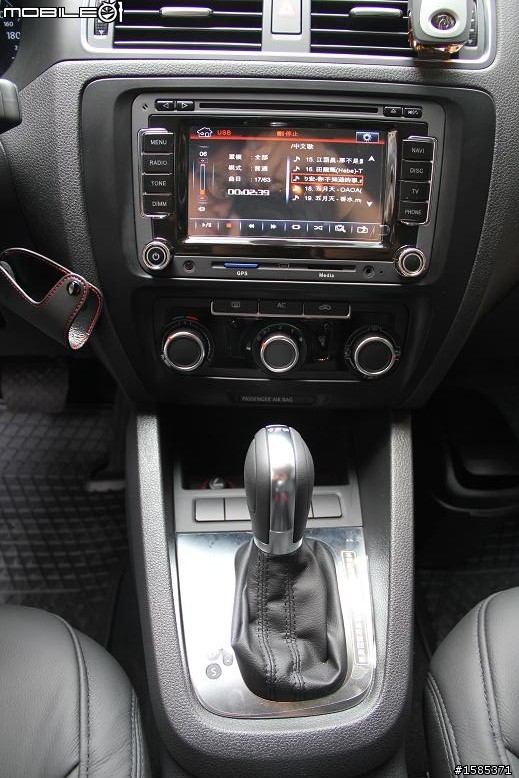 久等了!2012 New Jetta 1.4 TSI 不專業開箱文(白天版)
