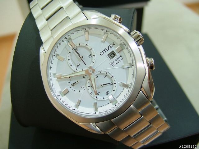 分享：CITIZEN 雪白色 Super Titanium CA0021-53A