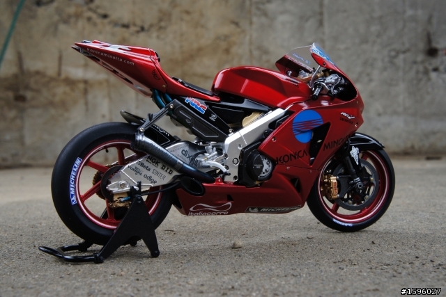 重型機車模型組裝完成啦!!KONICA MINOLTA Honda RC211V'06 1/12( 更新6回)