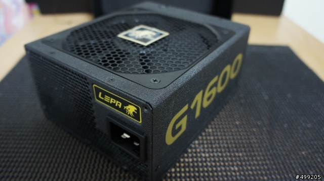 [不負責開箱文又一發]天啊!你真大!!全球最高金牌瓦數LEPA G1600 登場!