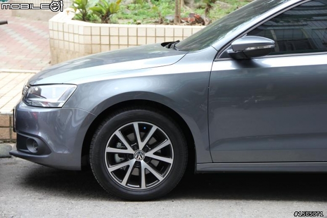 久等了!2012 New Jetta 1.4 TSI 不專業開箱文(白天版)