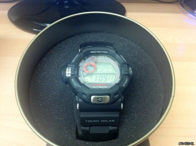 [開箱] CASIO G-SHOCK 太陽能電波錶 GW-9200-1DR