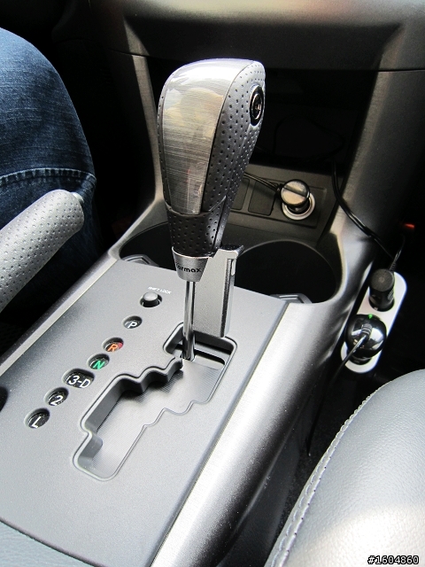 【開箱文】2012 年式 Rav4 2.4E