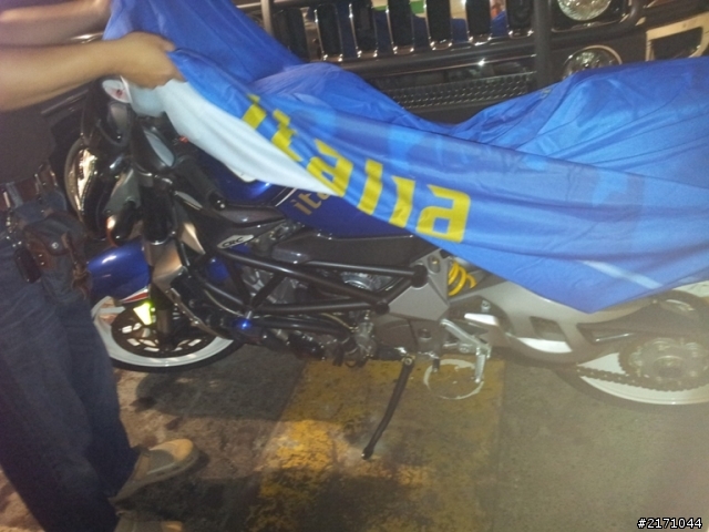 爸爸的兒童節禮物——MV AGUSTA BRUTALE 910 italia 世界限量版