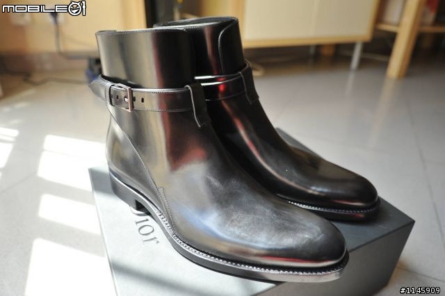 [我不是蜈蚣] 交到壞朋友之Dior Homme 皮條靴