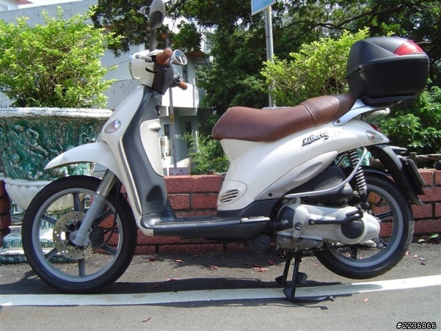 piaggio zip vespa ...
