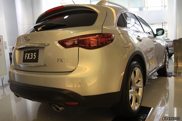 藍寶堅尼VS FX35
