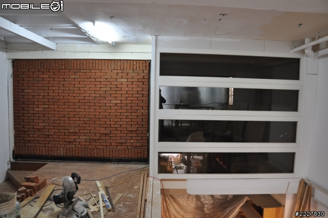 兄弟施工VS兩光設計師 (當小蝦米遇到大白鯊),自己DIY強力收尾中(工作風)