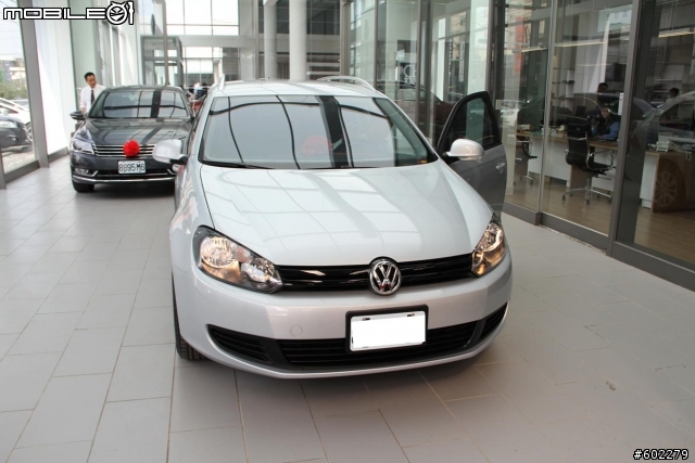 Golf Variant (銀色) 簡單開箱分享 + Update 安裝原廠霧燈 (轉向輔助照明)